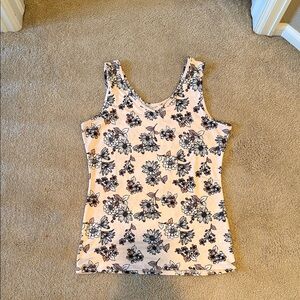 Honey and Lace XL Floral Reversible Tank Top